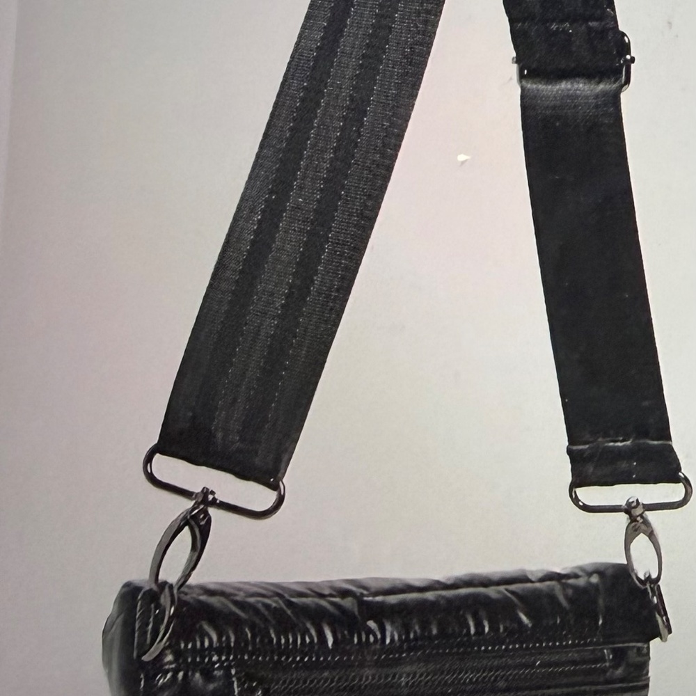Think Royln Little Runway Crossbody/Belt Bag - Picture 4 of 6